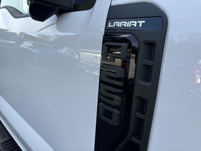 2024 Ford F-250SD Lariat Sport 4x4 / 7.3L V8 / 8' Bed